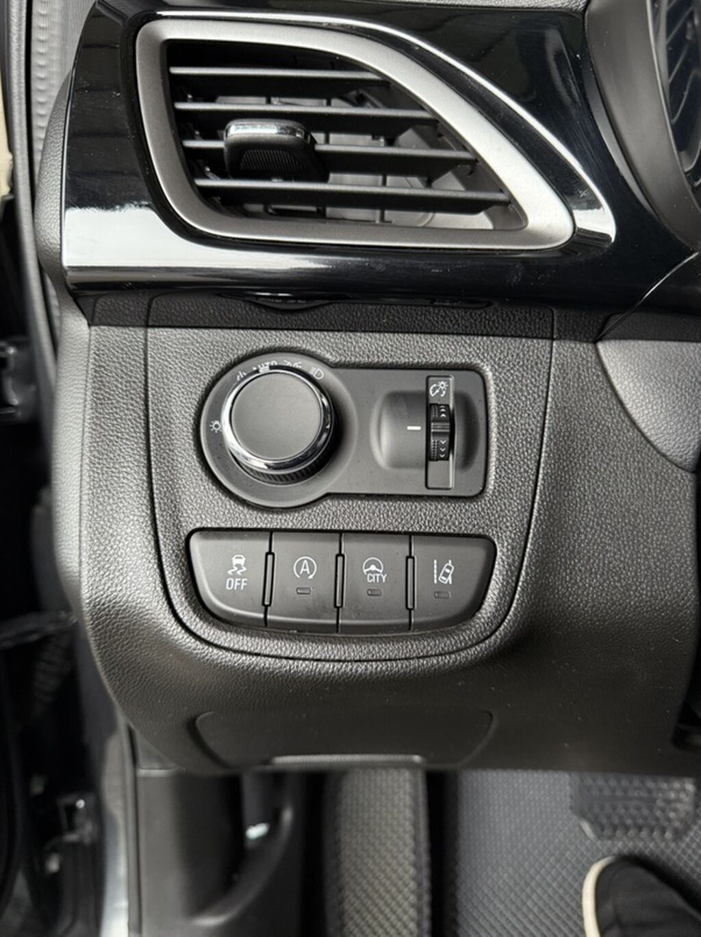 Chevrolet Spark: 2019 г., 1 л, Автомат, Бензин, Хэтчбэк: фото 7