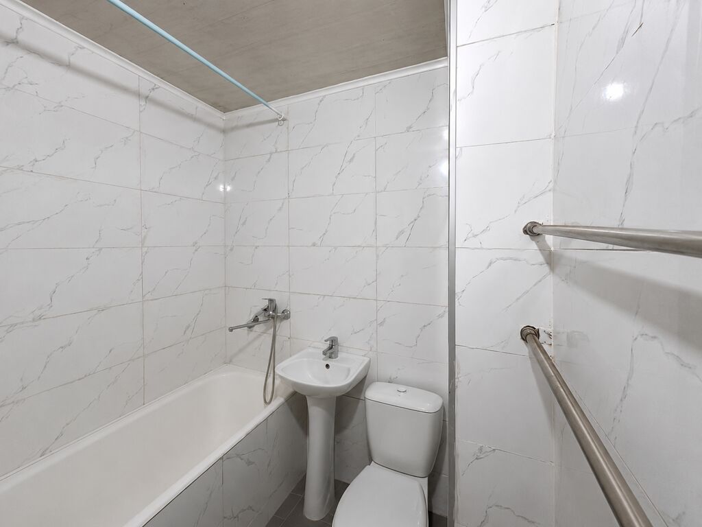 2 комнаты, 44 м², 3 мкр 104 серия, 1 этаж, Требуется ремонт: фото 7