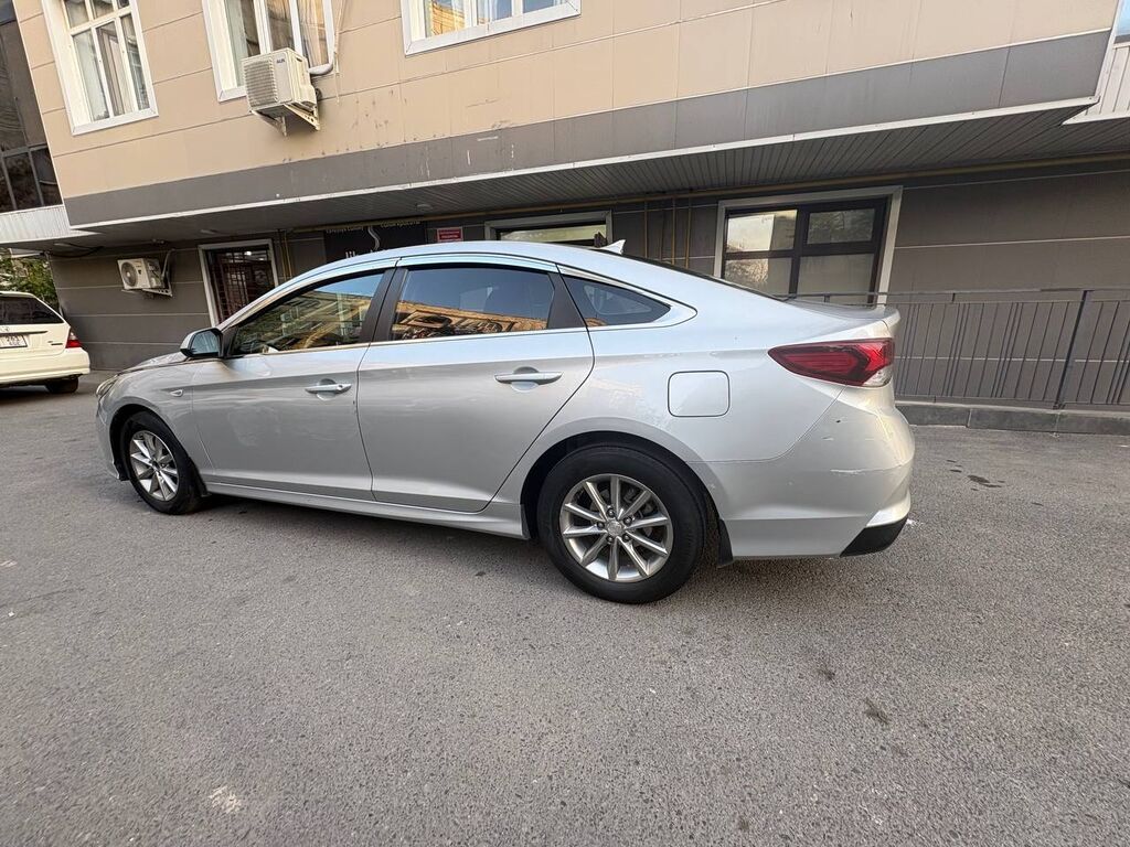 Hyundai Sonata: 2017 г., 2 л, Автомат, Газ, Седан: фото 3