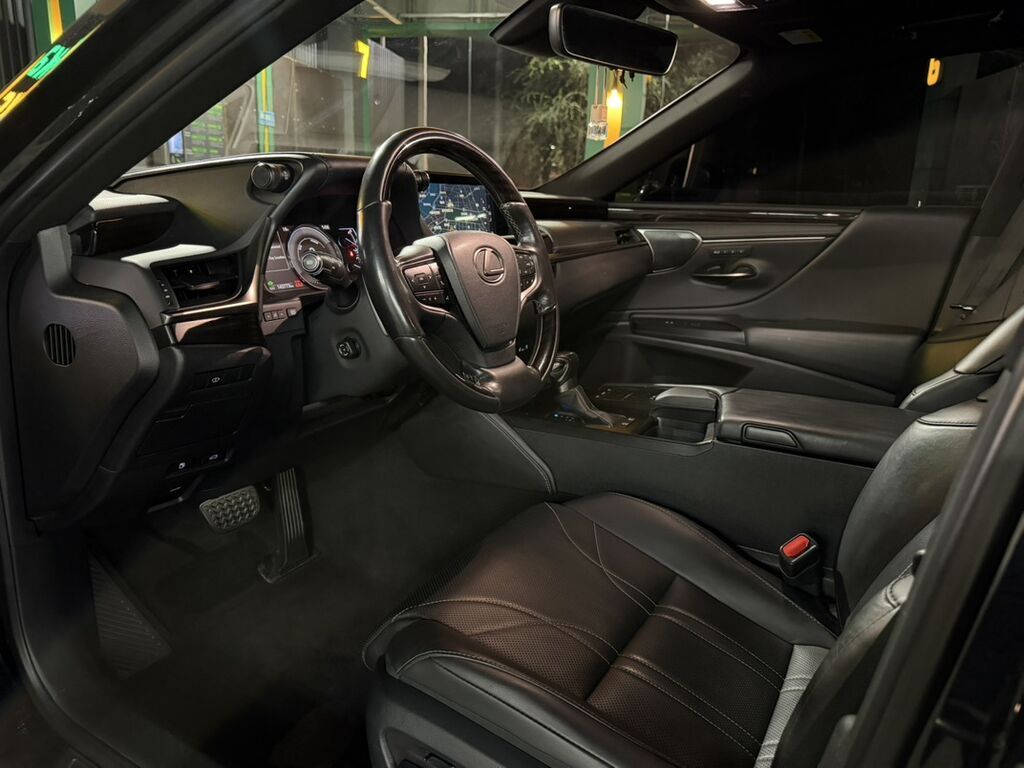 Lexus ES: 2019 г., 2.5 л, Вариатор, Гибрид, Седан: фото 8