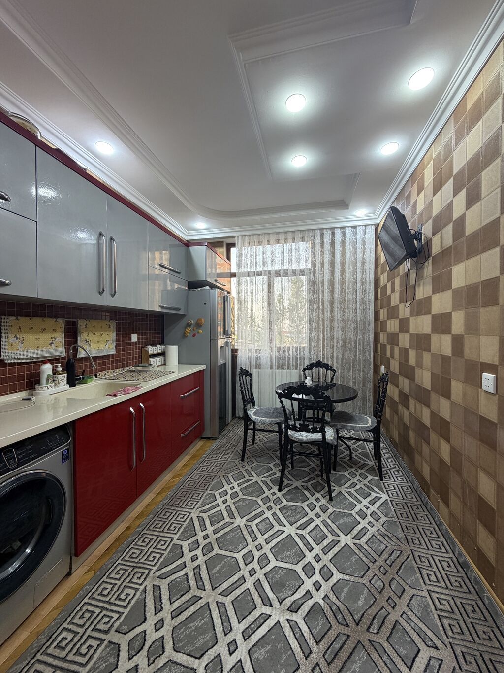 3 otaqlı, Yeni tikili, 105 kv. m
