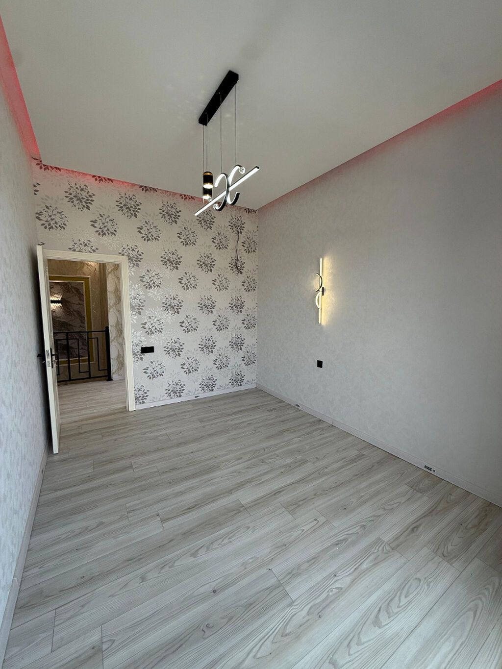 5 otaqlı, 220 kv. m, Kredit yoxdur, Yeni təmirli