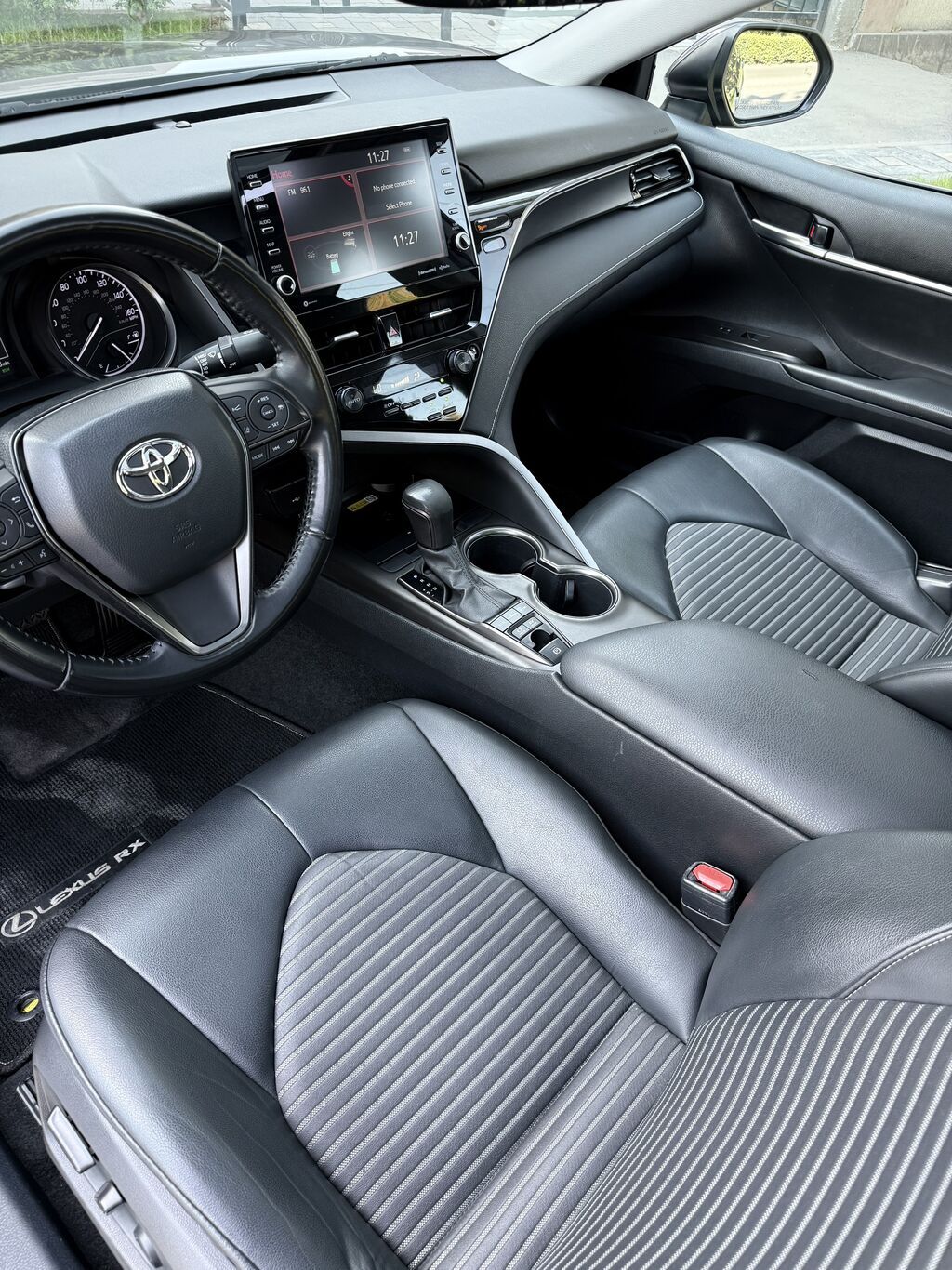 Toyota Camry: 2021 г., Автомат, Гибрид, Седан: фото 3