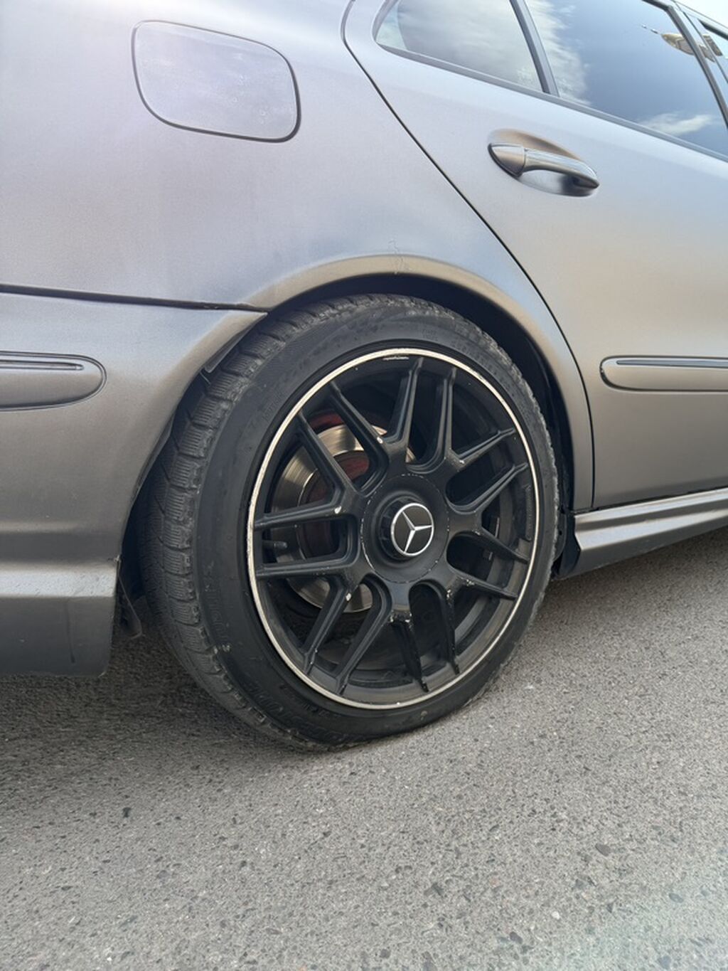 Mercedes-Benz E-Class: 2005 г., 5 л, Автомат, Бензин, Седан: фото 3
