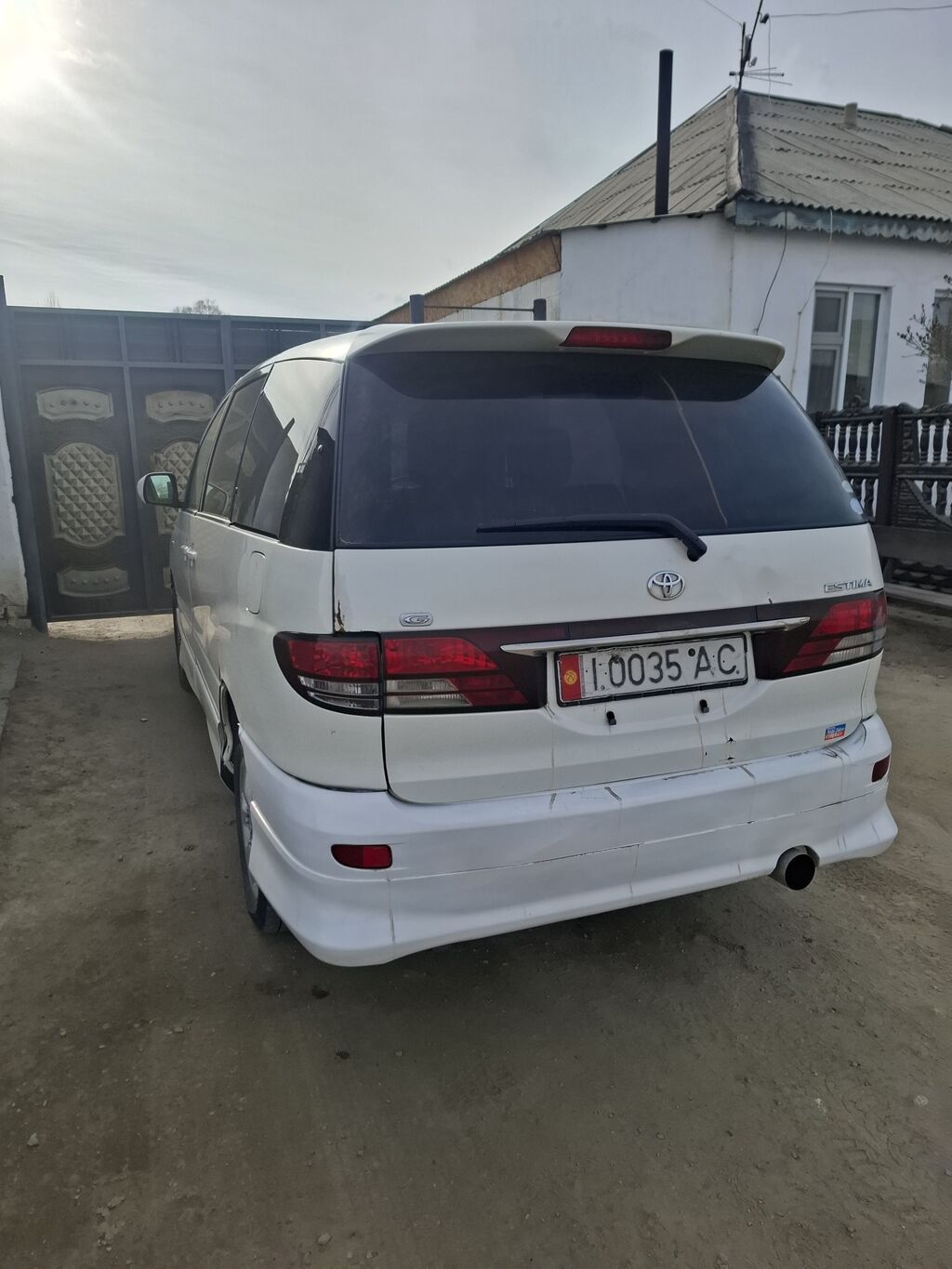 Toyota Estima: 2004 г., 2.4 л, Автомат, Газ, Минивэн: фото 3