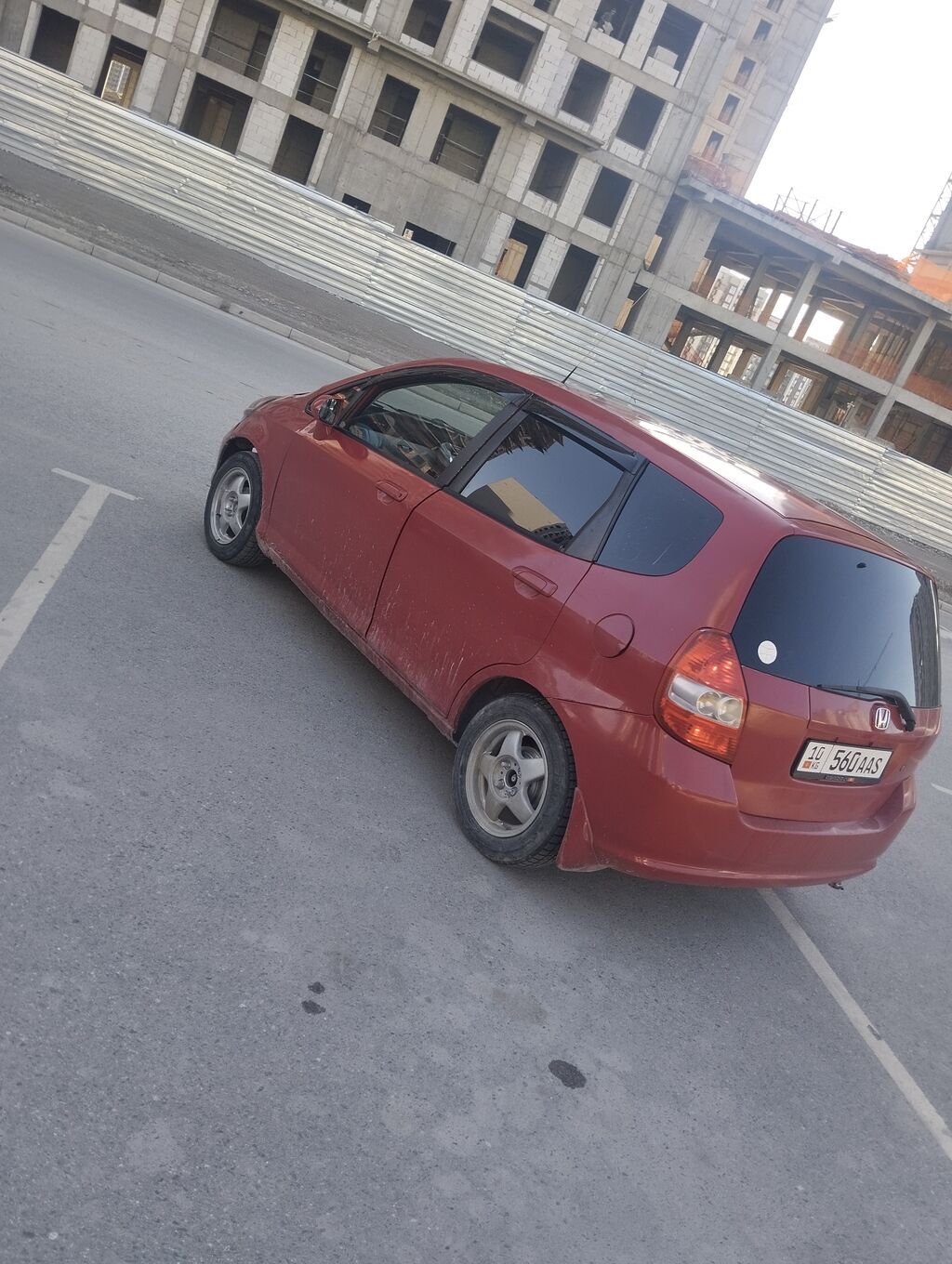 Honda Fit: 2001 г., 1.3 л, Автомат, Бензин, Хэтчбэк: фото 4