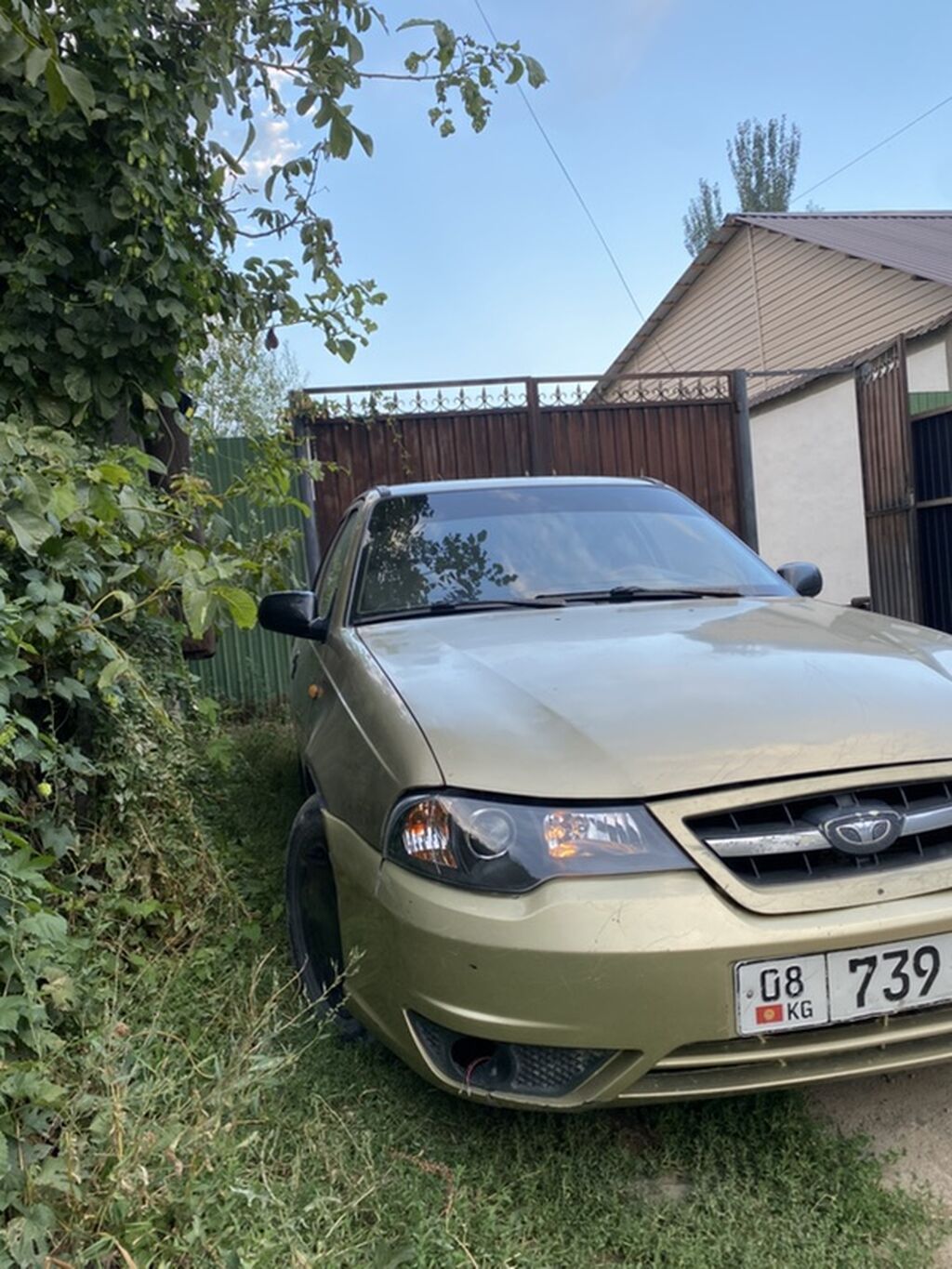 Daewoo Nexia: 2011 г., 1.5 л, Механика, Бензин, Седан: фото 2