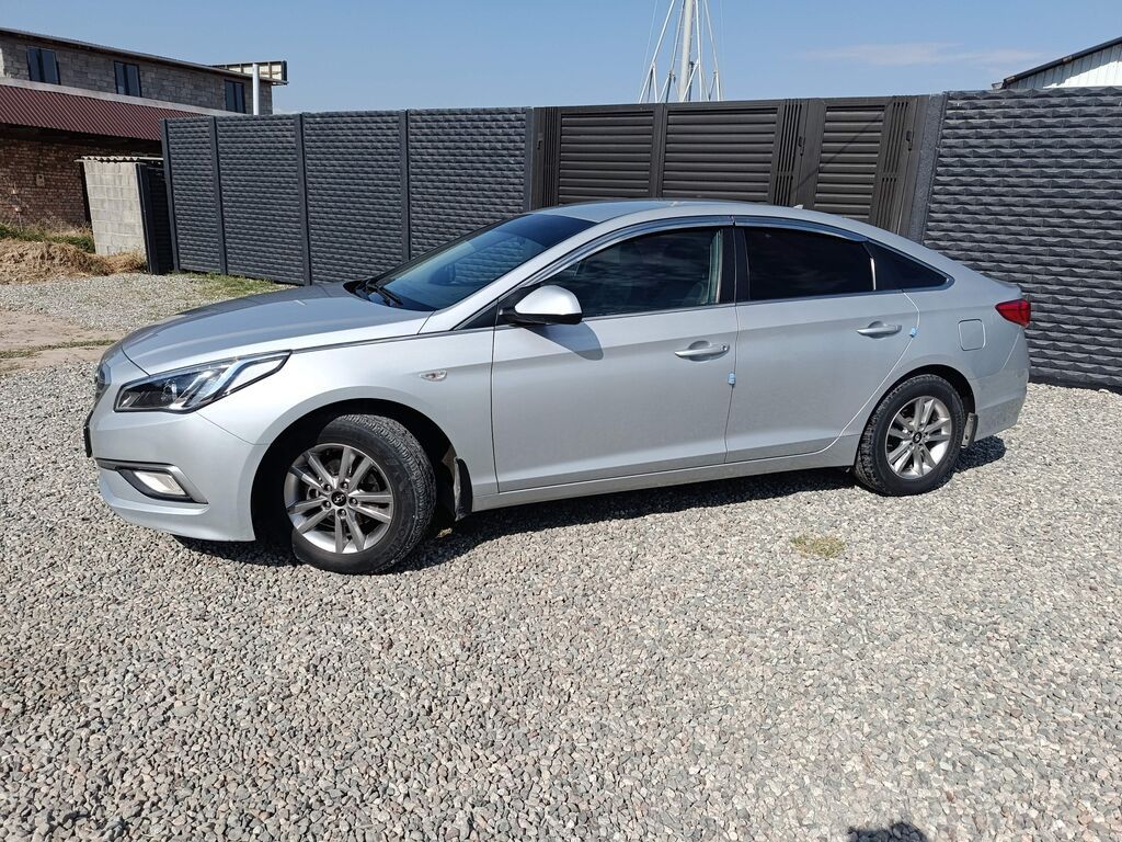 Hyundai Sonata: 2017 г., 2 л, Автомат, Газ, Седан: фото 4