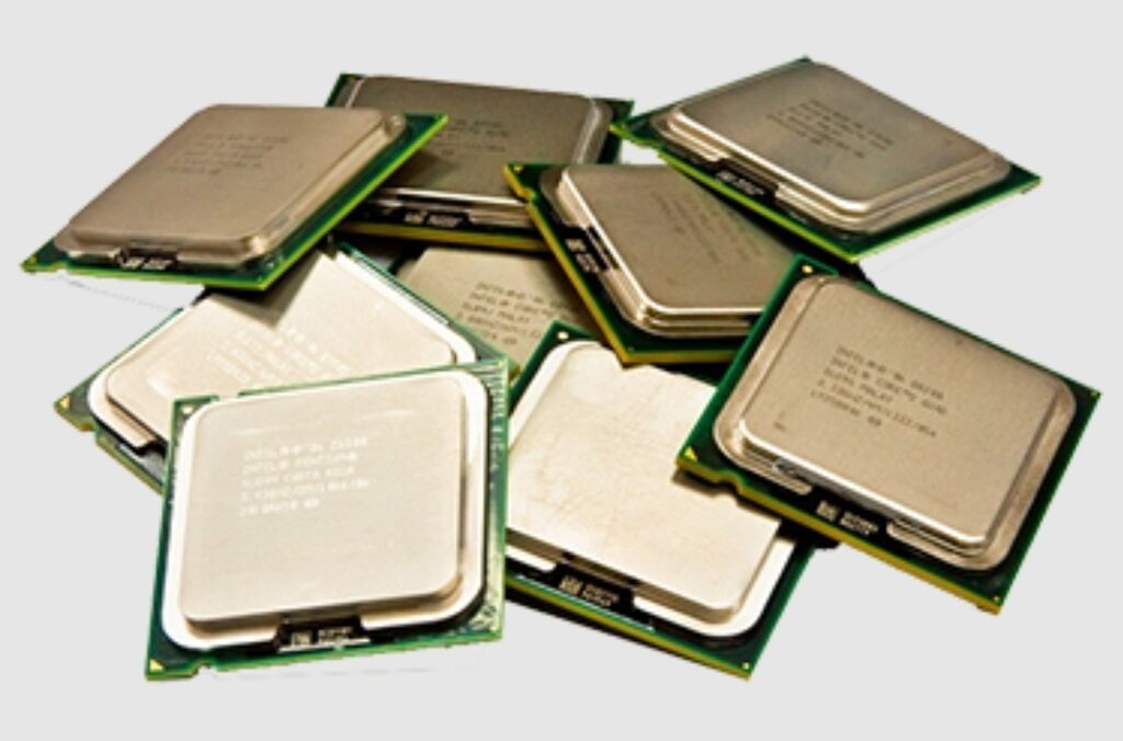 Процессор processor. Athlon 64 ada3000aep4ar. Intel Pentium 2200 MHZ. Процессор Intel Xeon e5606. Много процессоров.