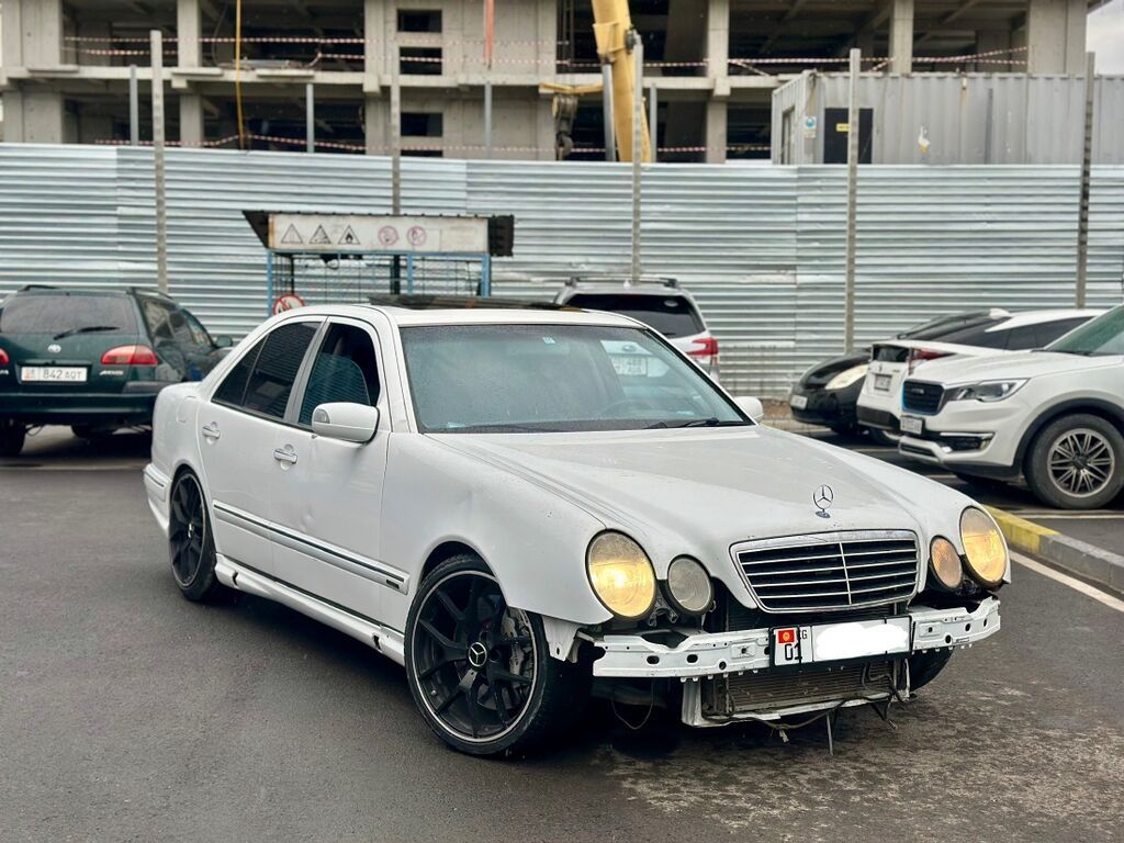 Mercedes-Benz E-класс AMG: 2000 г., 5.4 л, Автомат, Бензин, Седан: фото 4