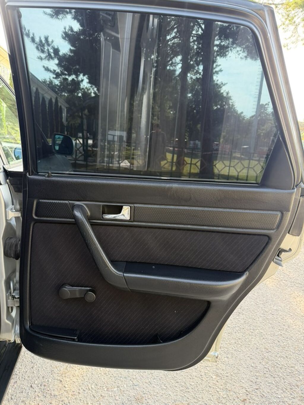 Audi 100: 1995 г., 2.5 л, Механика, Бензин, Седан: фото 7