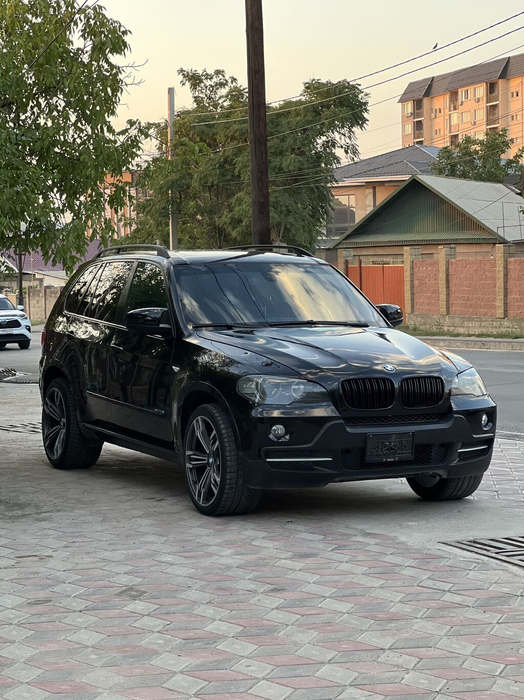 BMW X5: 2008 г., 3 л, Автомат, Бензин, Кроссовер: фото 2