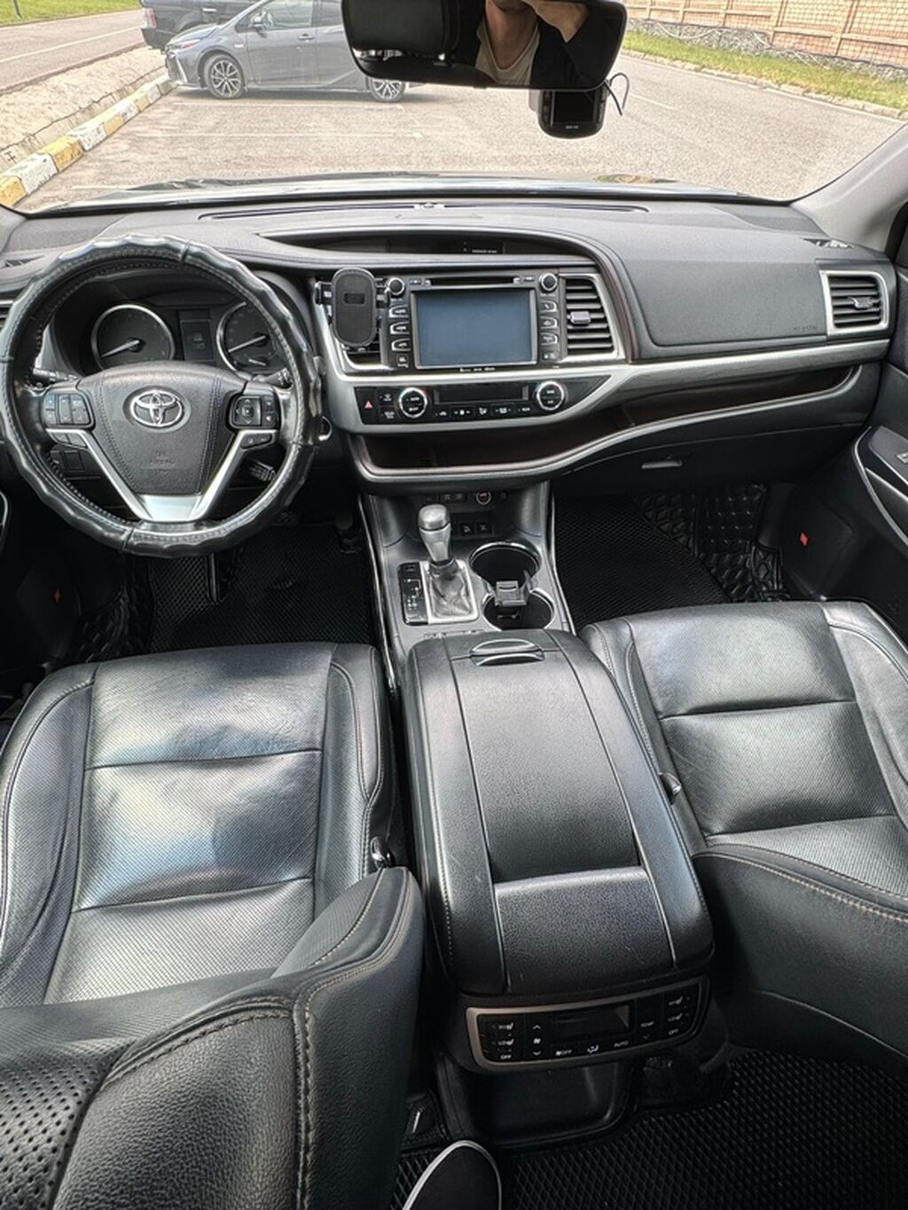 Toyota Highlander: 2017 г., 3.5 л, Автомат, Бензин, Кроссовер: фото 1