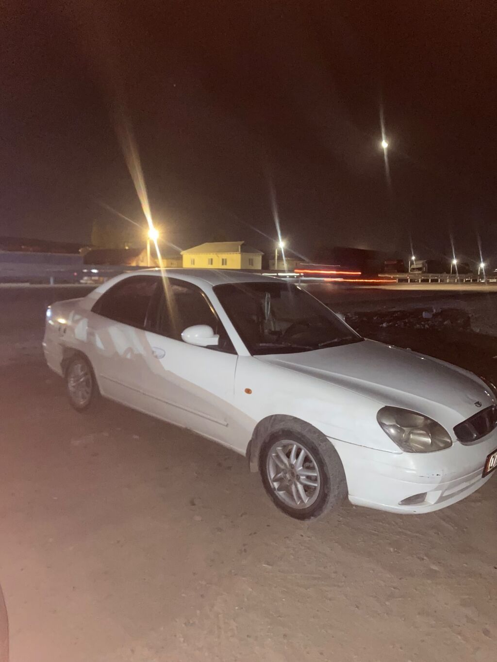 Daewoo Nubira: 2000 г., 1.6 л, Механика, Бензин, Седан: фото 3