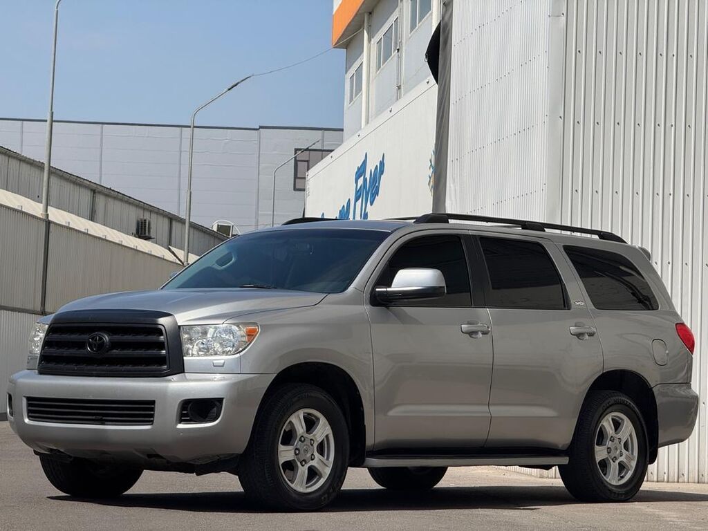 Toyota Sequoia: 2009 г., 4.7 л, Автомат, Газ, Внедорожник: фото 2