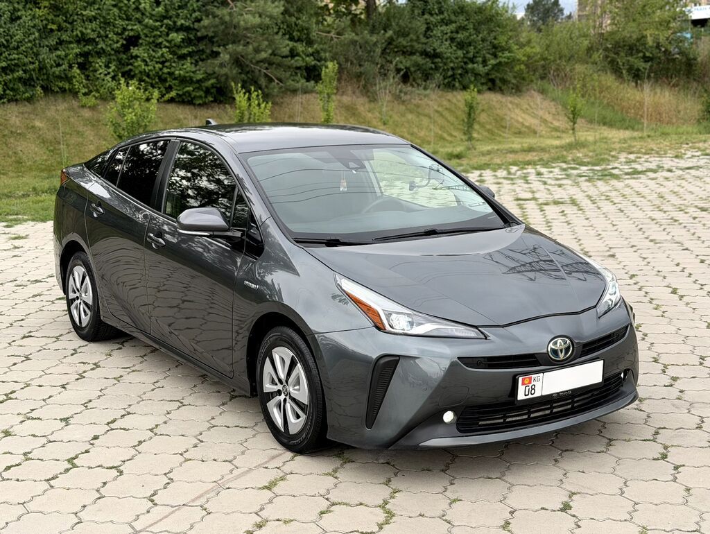 Toyota Prius: 2019 г., 1.8 л, Автомат, Гибрид, Хэтчбэк: фото 6