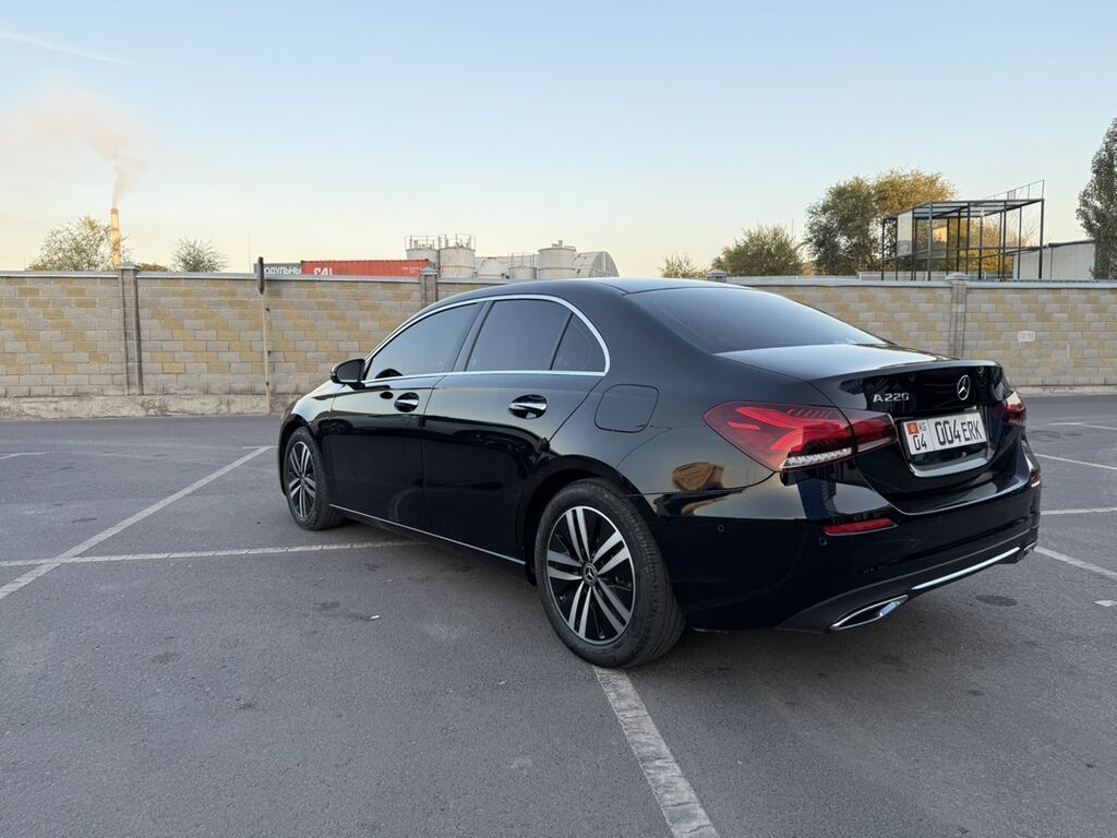 Mercedes-Benz A-Class: 2021 г., 2 л, Автомат, Бензин, Седан: фото 7