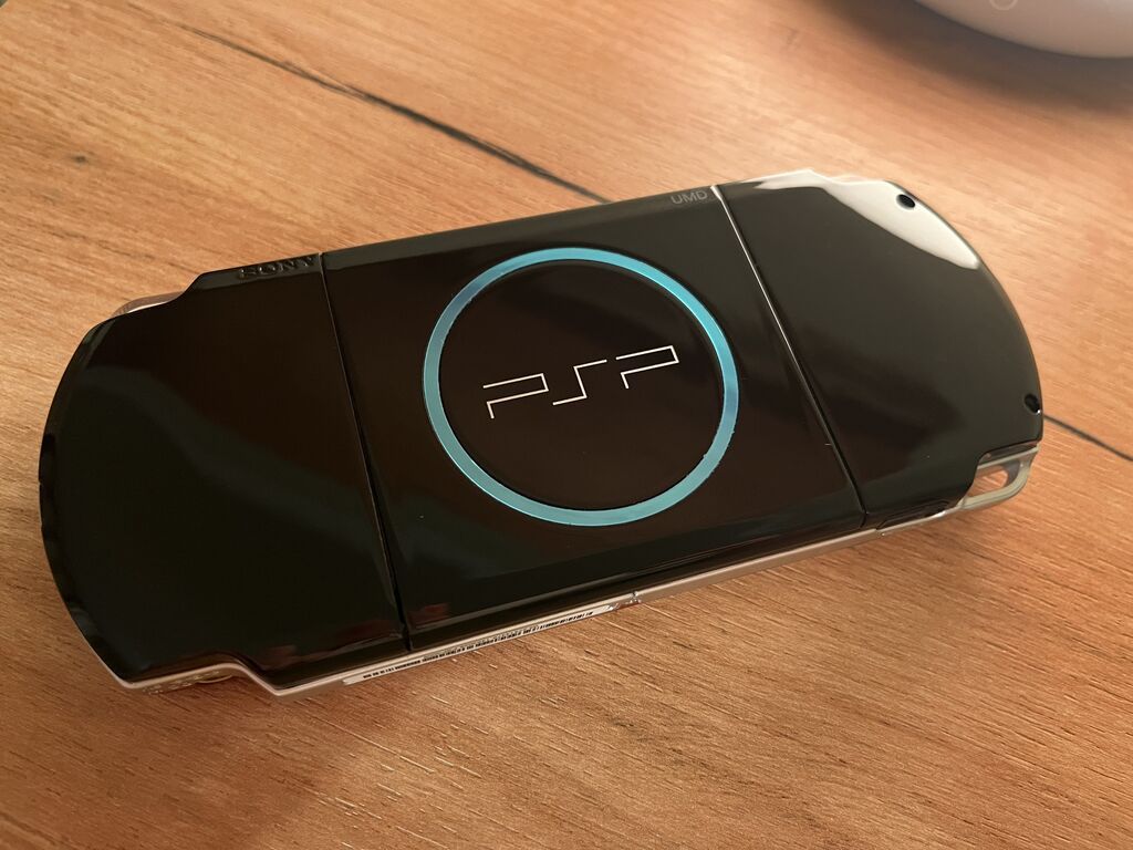 PSP 3000, 32gb В идеальном состоянии Пластиковый экран заменен на — фото 6