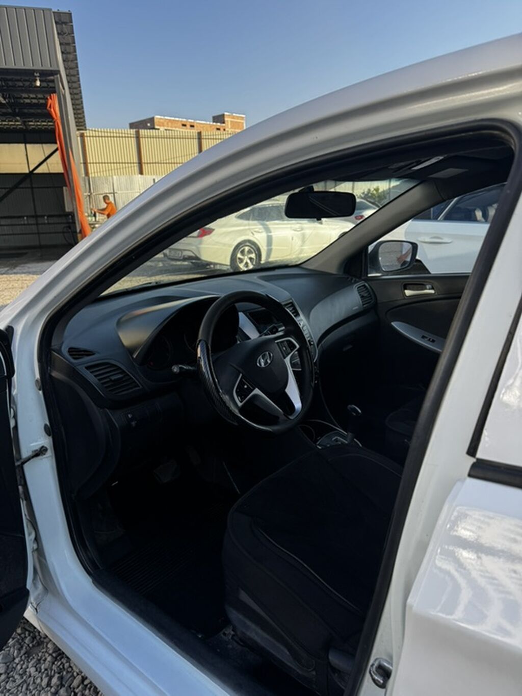 Hyundai Solaris: 2013 г., 1.6 л, Автомат, Бензин, Седан: фото 5