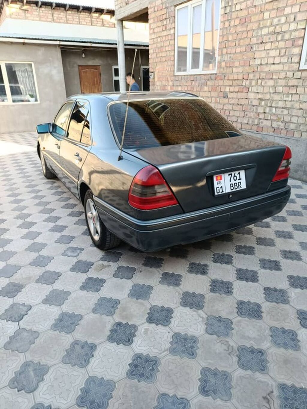 Mercedes-Benz C-Class: 1995 г., 2 л, Автомат, Бензин, Седан: фото 3