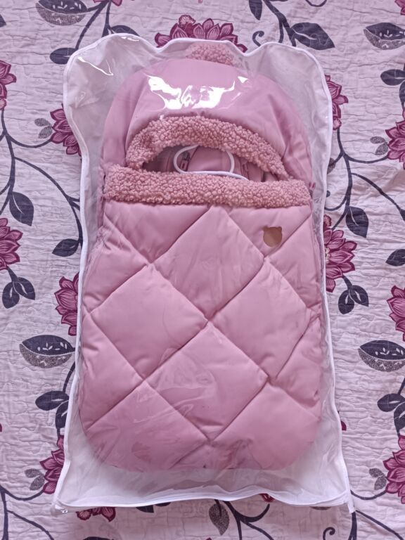 Продаю абсолютно новый и очень теплый конверт+комбинезон от Dana Baby: фото 3