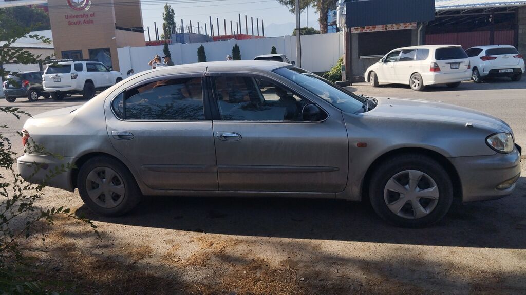 Nissan Cefiro: 2002 г., 2.5 л, Автомат, Бензин, Седан: фото 2