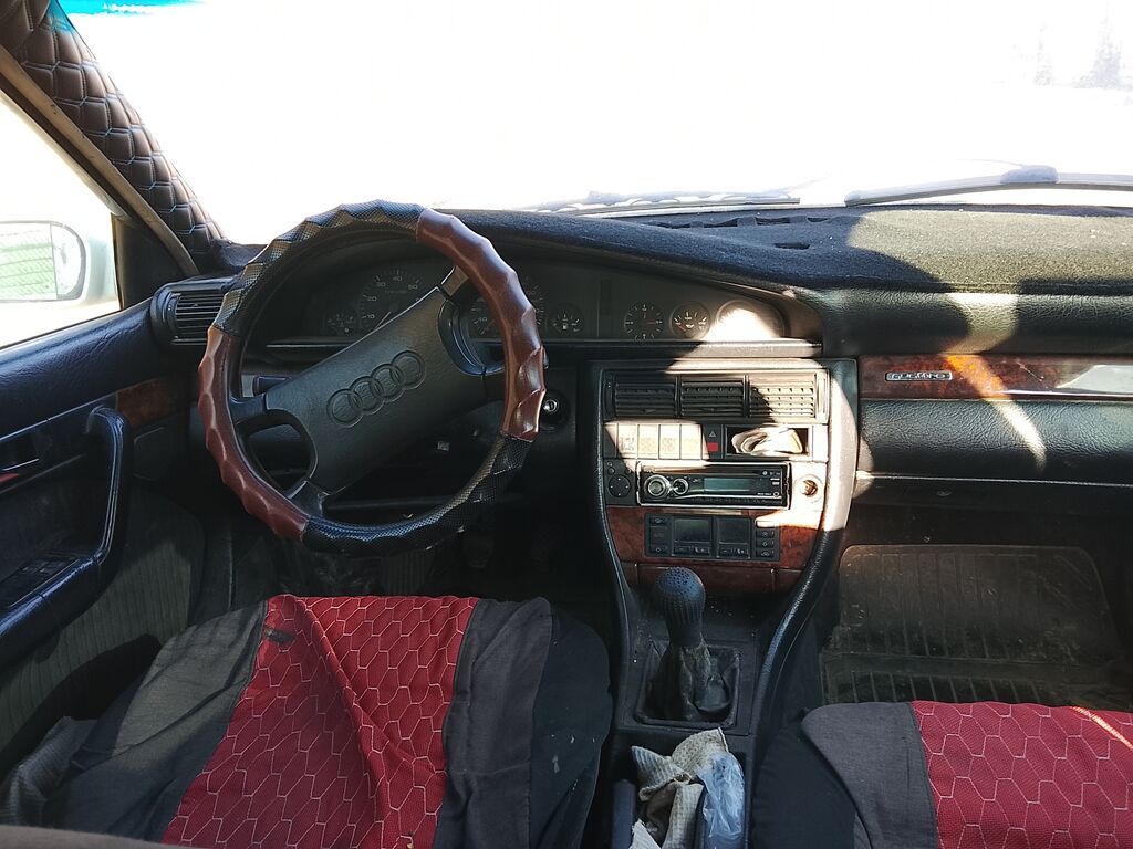 Audi 100: 1991 г., Механика, Бензин, Универсал: фото 6