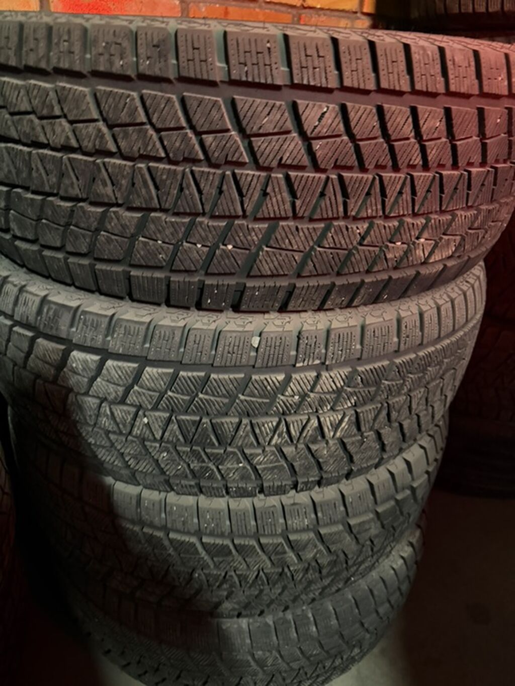 Зимние шины 265/65 R17 Отличное состояние GX 470: фото 2