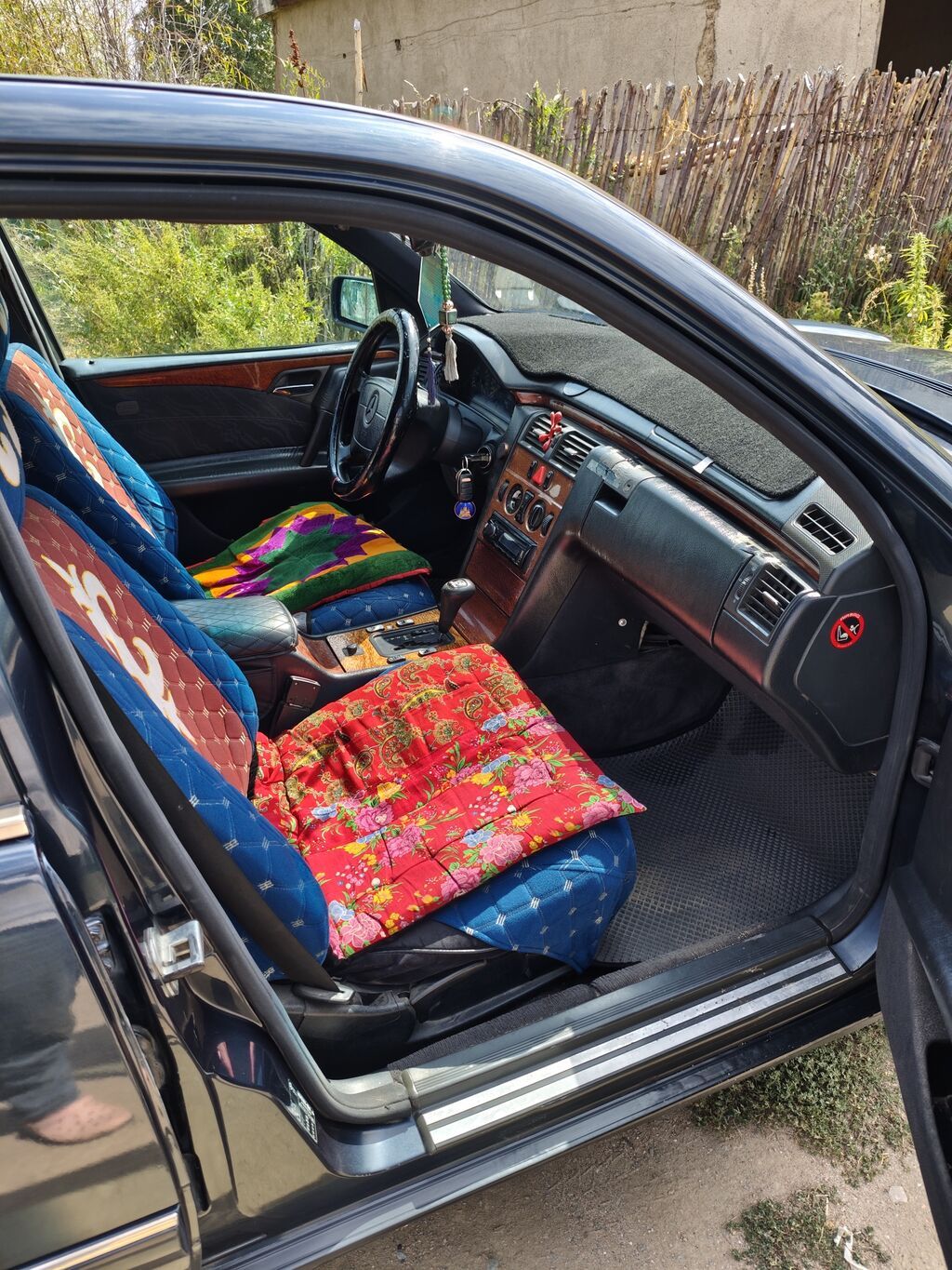 Mercedes-Benz E-Class: 1997 г., 2 л, Механика, Бензин, Седан: фото 6