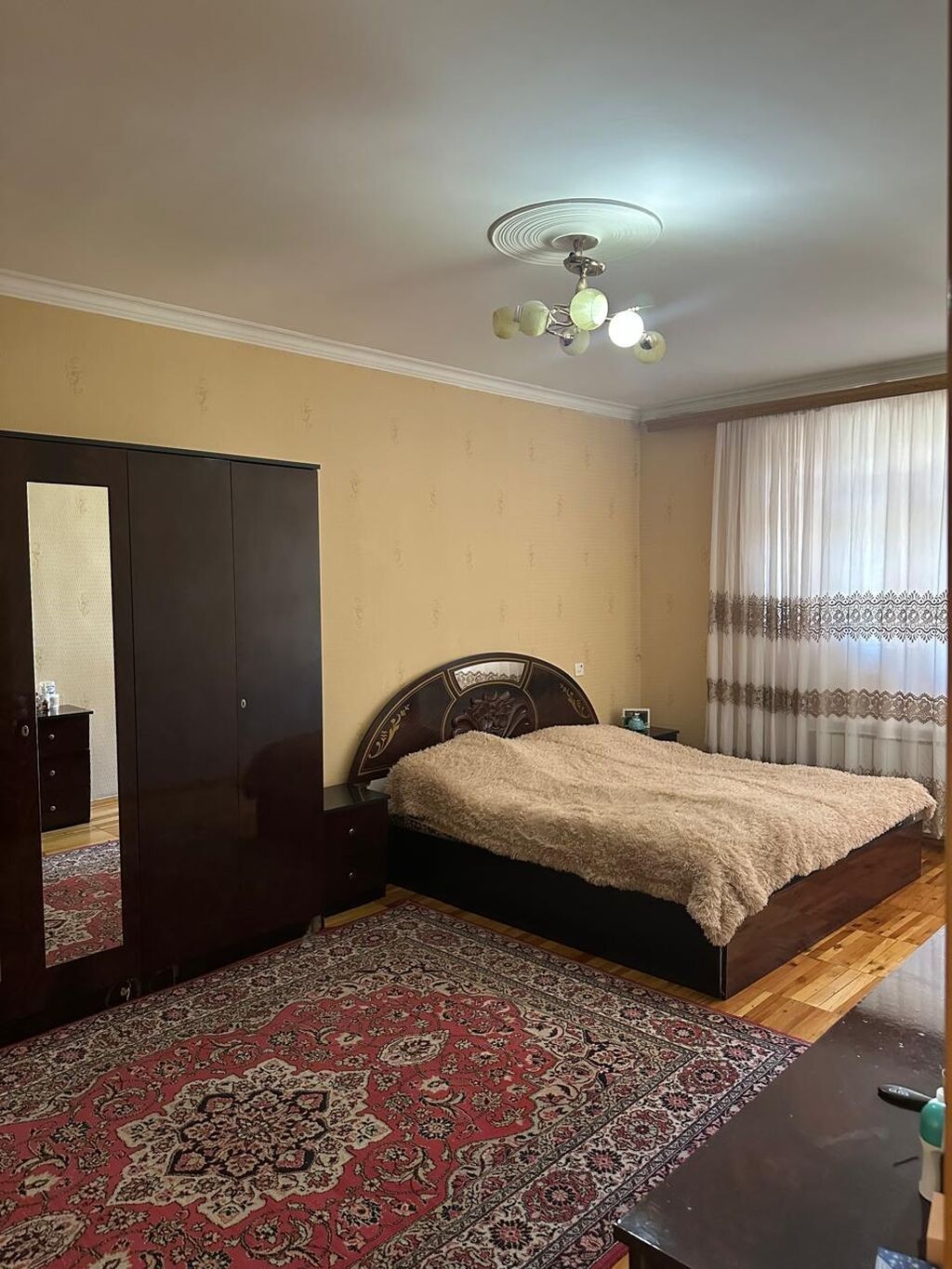 3 otaqlı, 112 kv. m