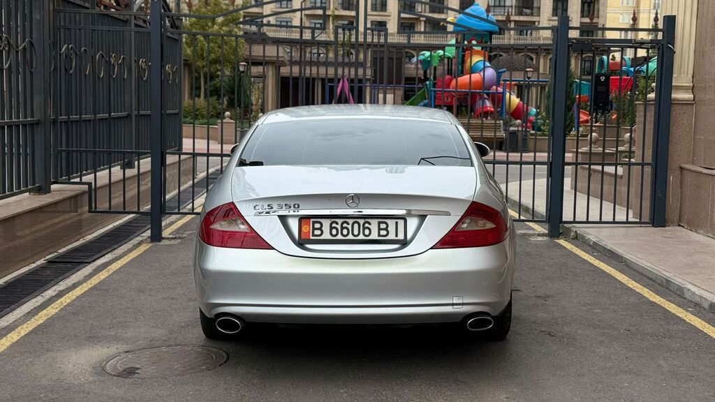 Mercedes-Benz CLS-Class: 2005 г., 3.5 л, Автомат, Бензин, Седан: фото 5