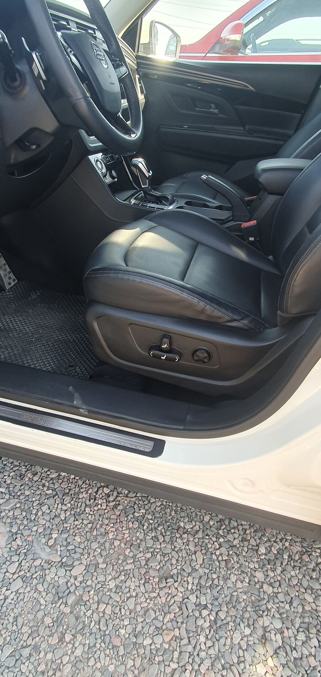 Ssangyong Korando: 2019 г., 1.5 л, Автомат, Бензин, Кроссовер: фото 5