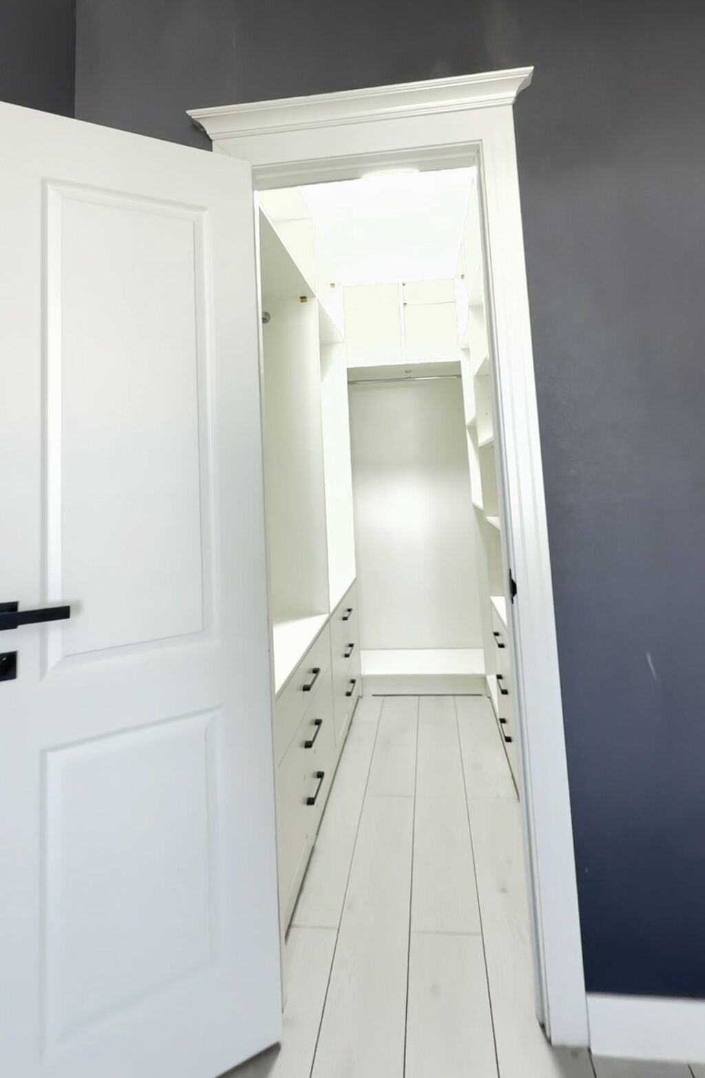 4 комнаты, 140 м², 12 мкр Элитка, 13 этаж, Евроремонт: фото 8