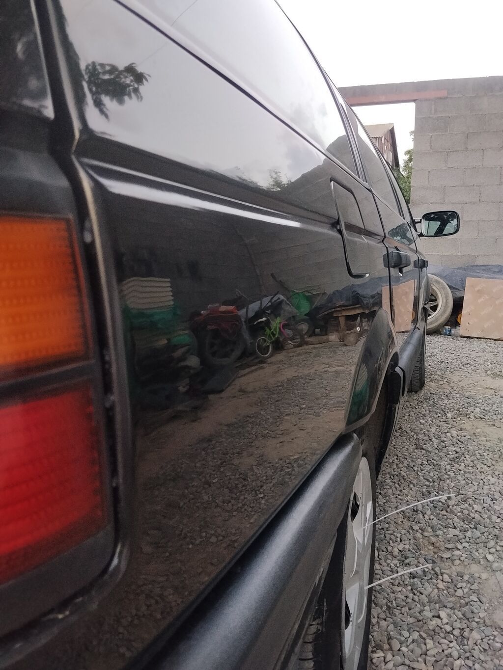 Volkswagen Passat: 1991 г., 1.8 л, Механика, Бензин, Универсал: фото 8