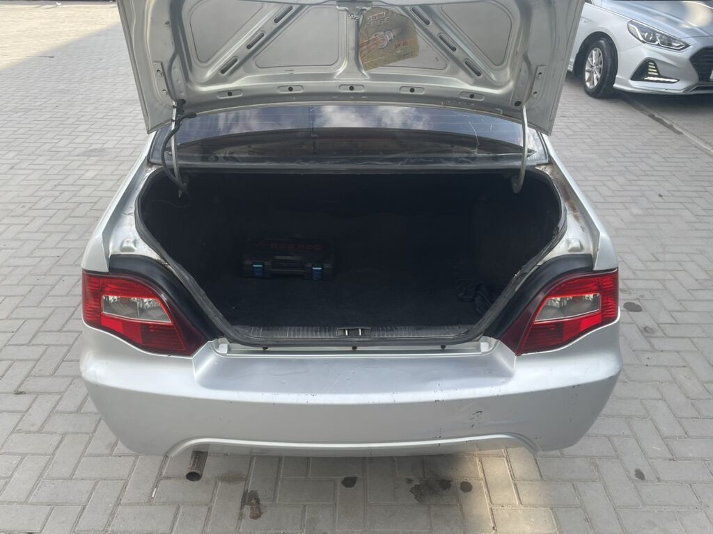 Daewoo Nexia: 2011 г., 1.6 л, Механика, Бензин, Седан: фото 3