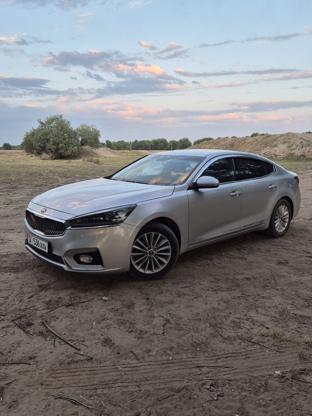 Kia K7: 2016 г., 3 л, Автомат, Газ, Седан: фото 2