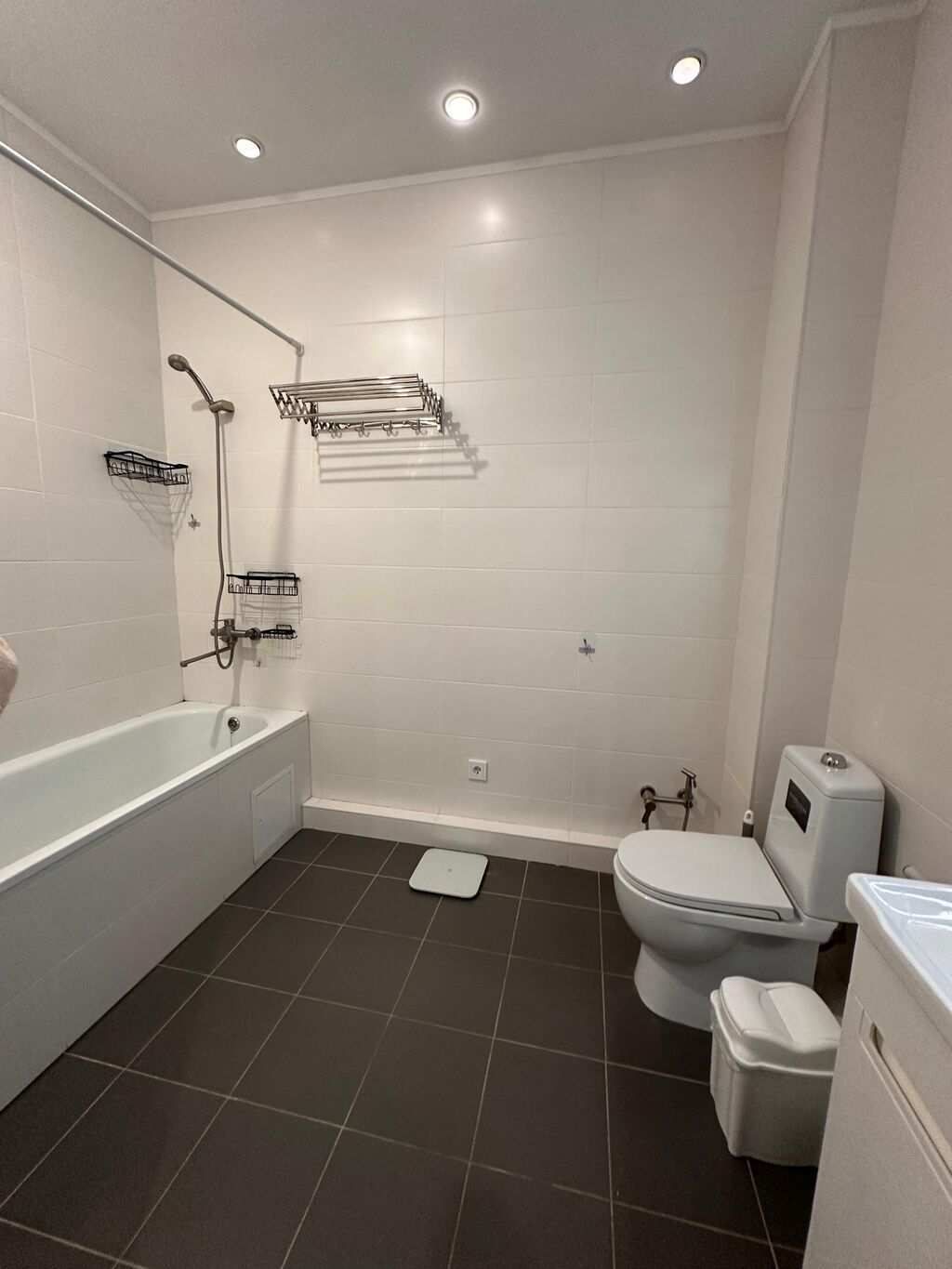 3 комнаты, 125 м², Асанбай мкр Элитка, 13 этаж, Евроремонт: фото 7