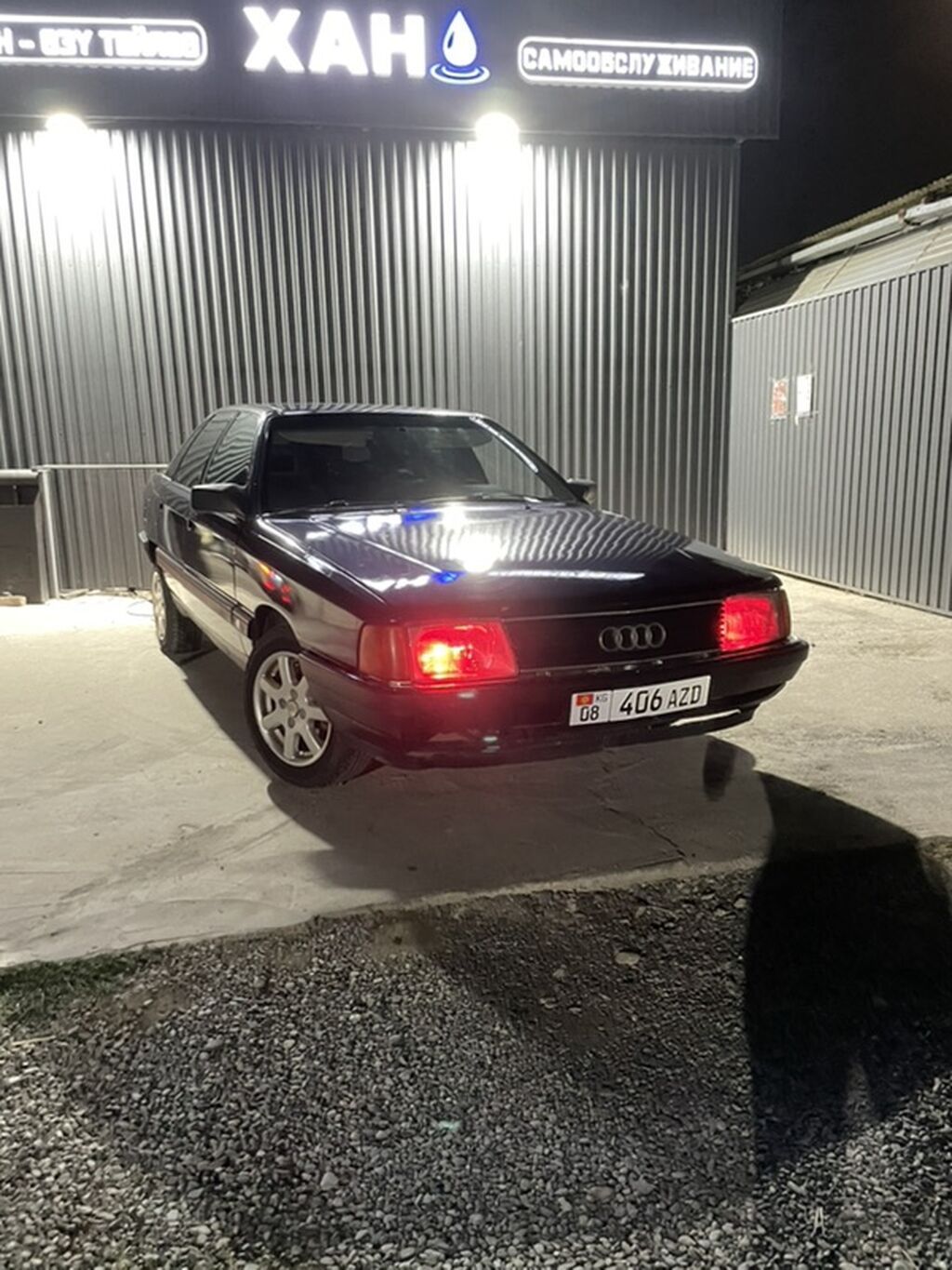 Audi 100: 1990 г., 1.8 л, Механика, Бензин, Седан: фото 5