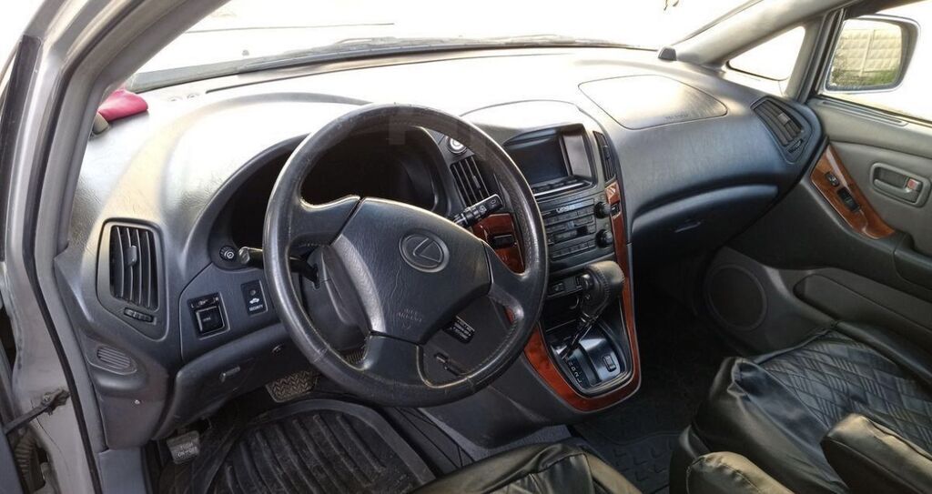 Lexus RX: 1999 г., 3 л, Автомат, Кроссовер: фото 3