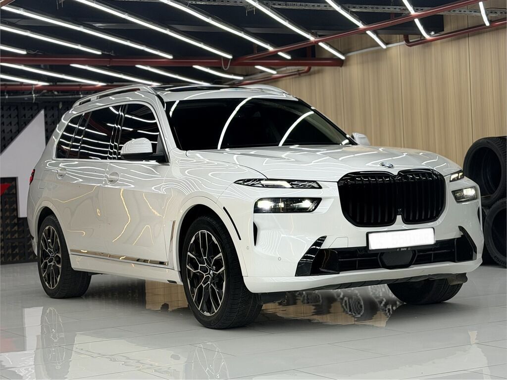 BMW X7: 2024 г., 3 л, Автомат, Бензин, Внедорожник: фото 3