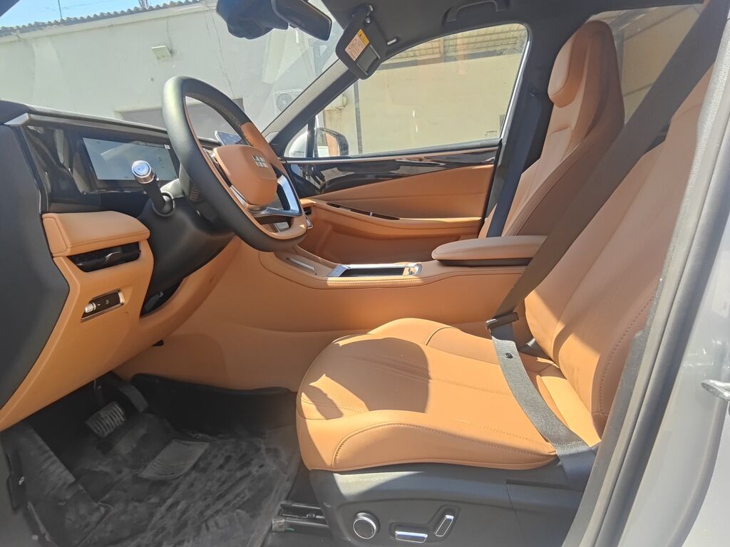 Geely Binyue L: 2025 г., 1.5 л, Автомат, Бензин, Roadster: фото 4