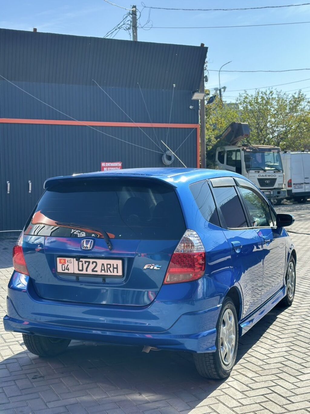 Honda Fit: 2004 г., 1.3 л, Автомат, Бензин, Хэтчбэк: фото 6