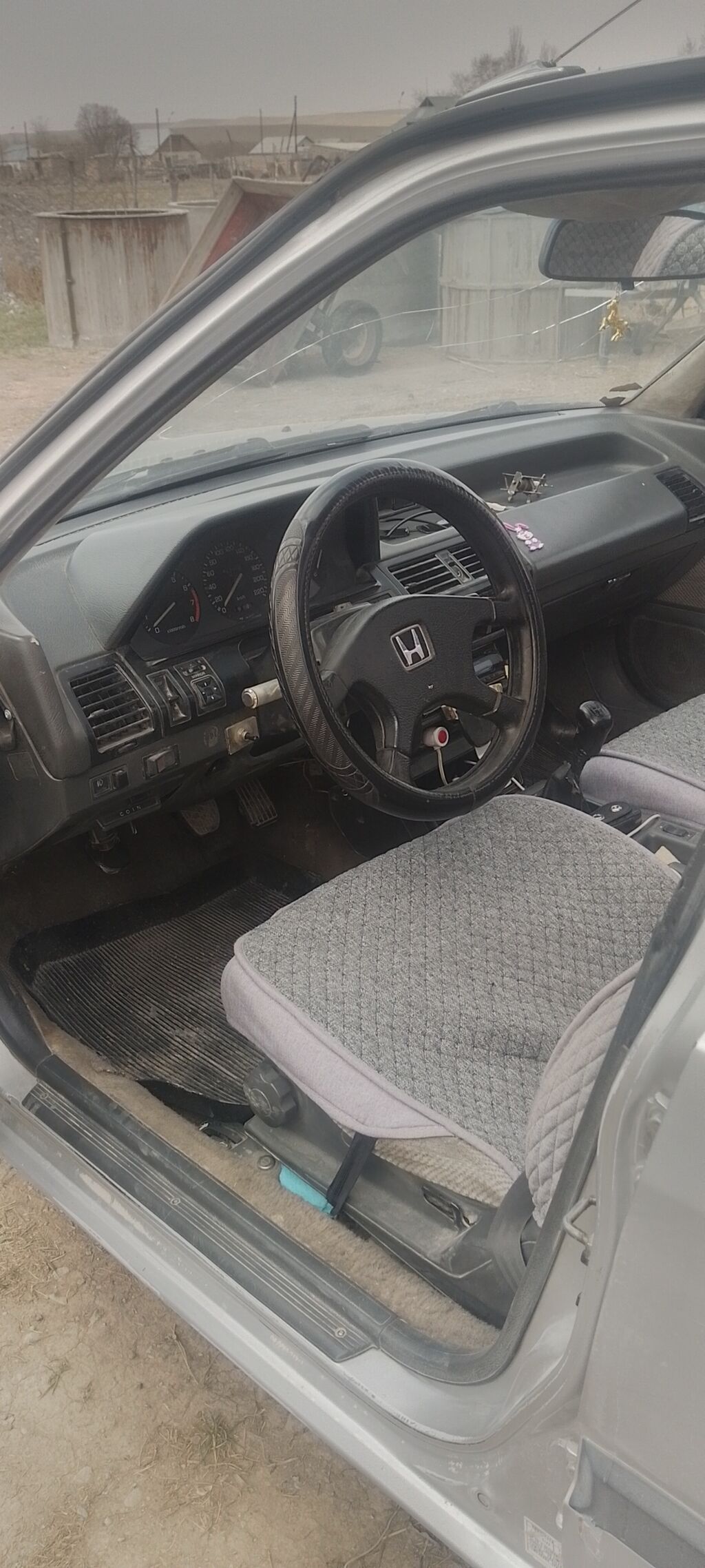 Honda Accord: 1987 г., 2 л, Бензин, Седан: фото 3