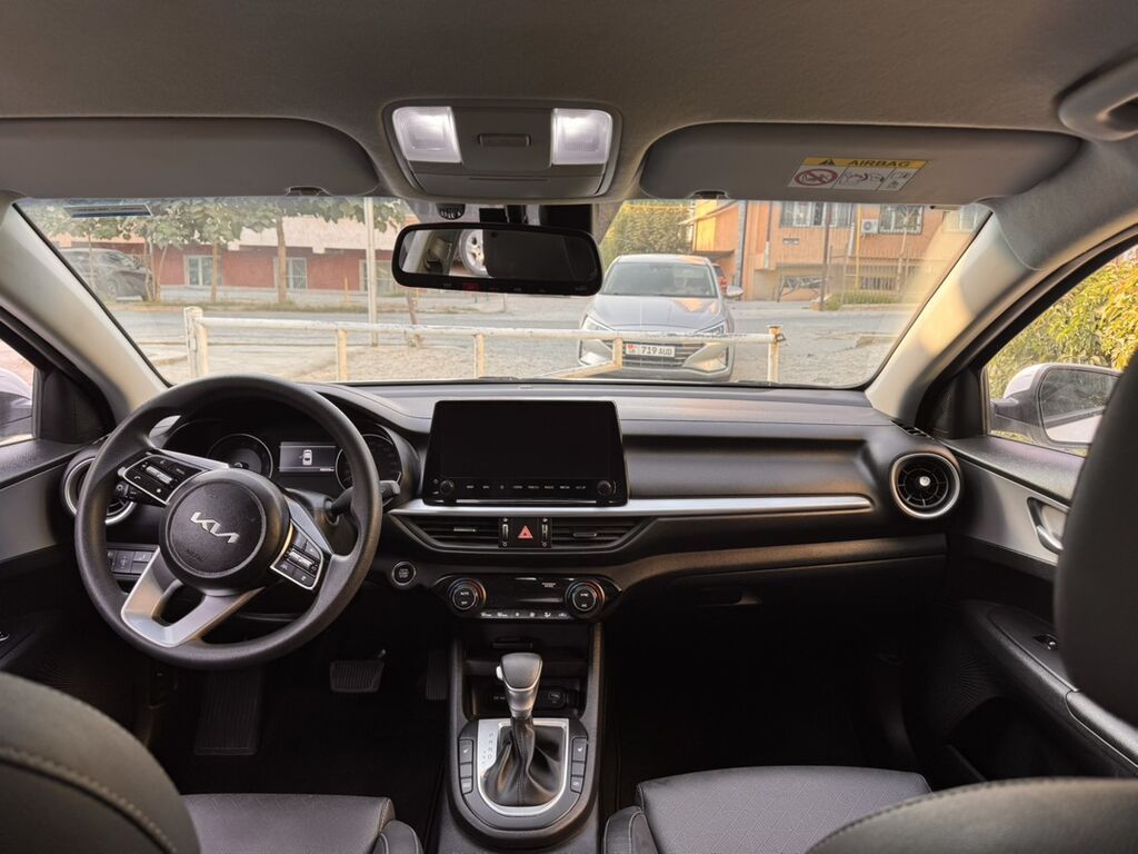 Kia K3: 2023 г., 1.6 л, Автомат, Бензин, Седан: фото 4