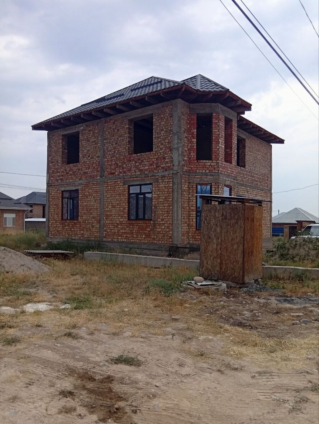 6 комнат и более, 200 м², 4 соток, Бишкек, Оскон-ордо ж/м Собственник: фото 5