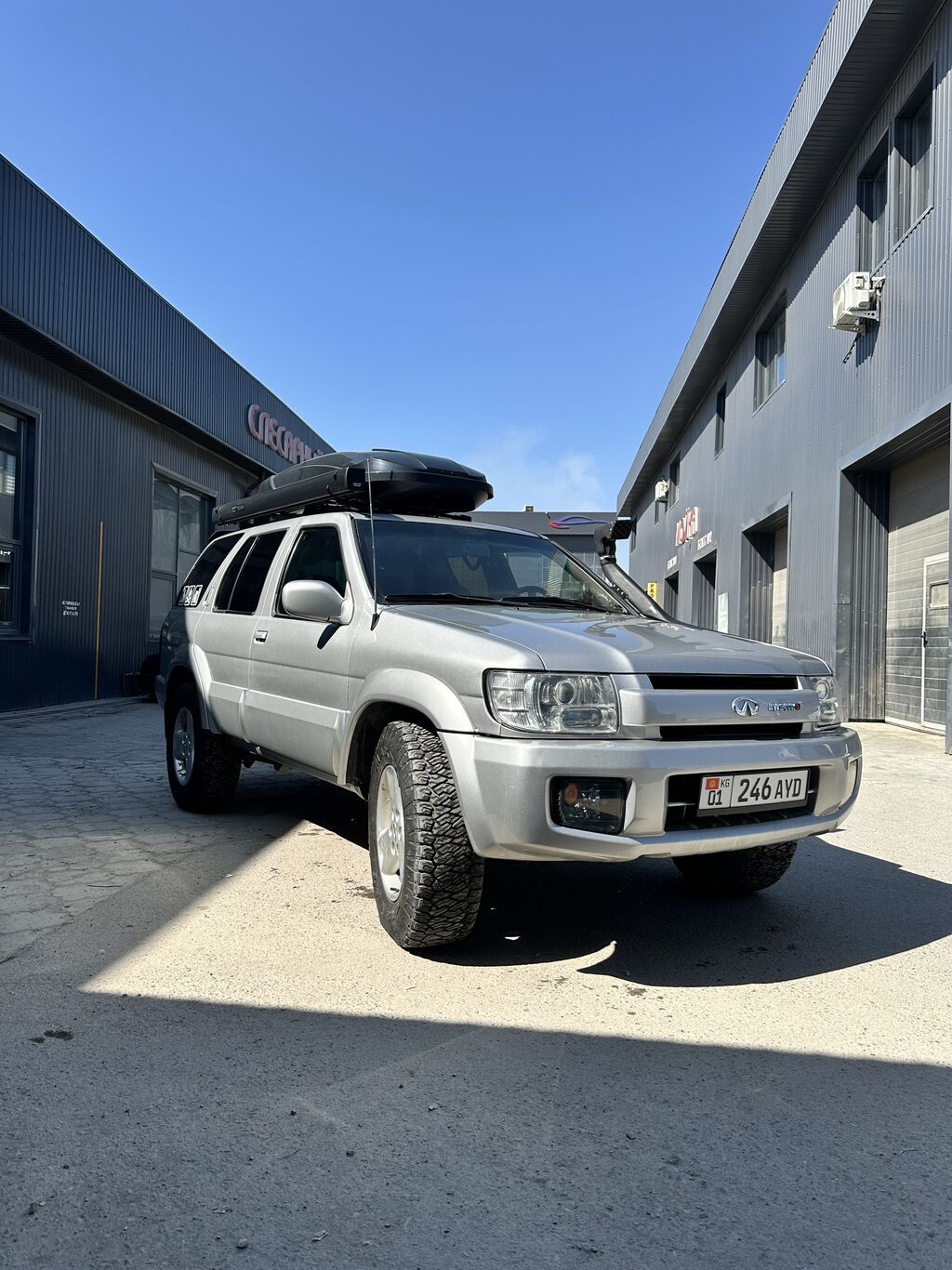 Nissan Pathfinder: 2002 г., 3.5 л, Автомат, Газ, Внедорожник: фото 2