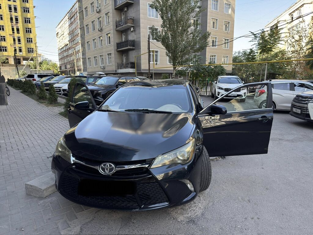 Toyota Camry: 2017 г., Автомат, Бензин, Седан: фото 2