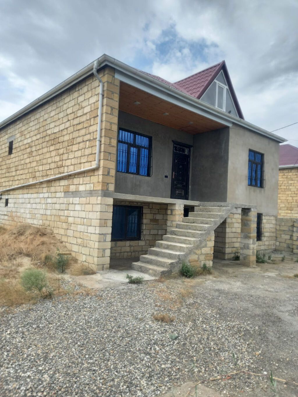 Binəqədi qəs. 4 otaqlı, 130 kv. m, Kredit yoxdur, Orta təmir
