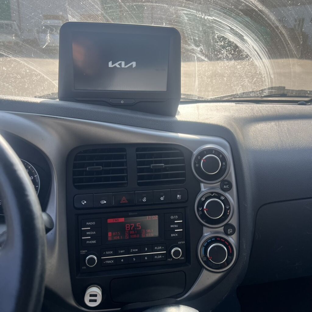 Kia Bongo III (K2500/K2700) бортовой малотоннажный грузовик Основные: фото 7