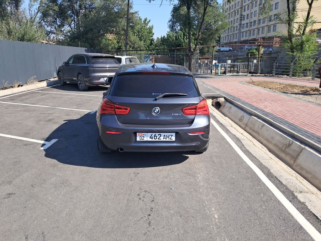 BMW 1 series: 2018 г., 2 л, Автомат, Дизель, Хэтчбэк: фото 7